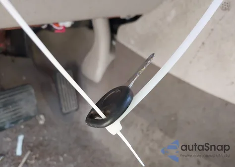 2005 Cadillac Escalade Standard z USA, uszkodzony, nr VIN 1GYEK63N35R257340